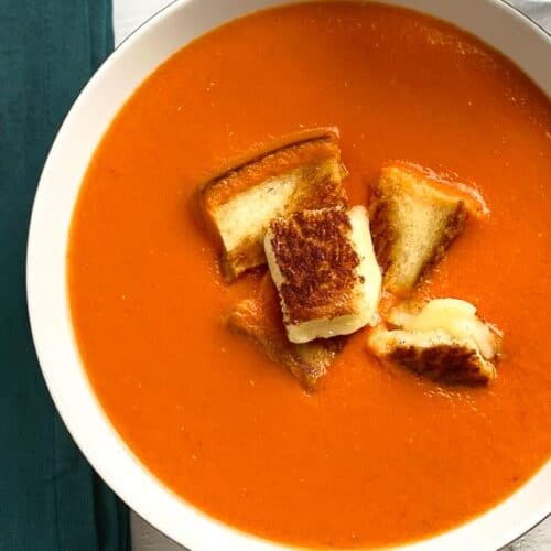 Low FODMAP Cream of Tomato Soup with Grilled Cheese Croutons - FODMAP ...