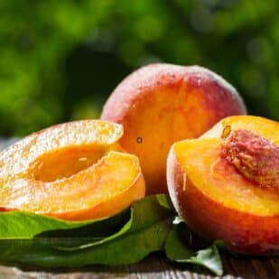 juicy peaches