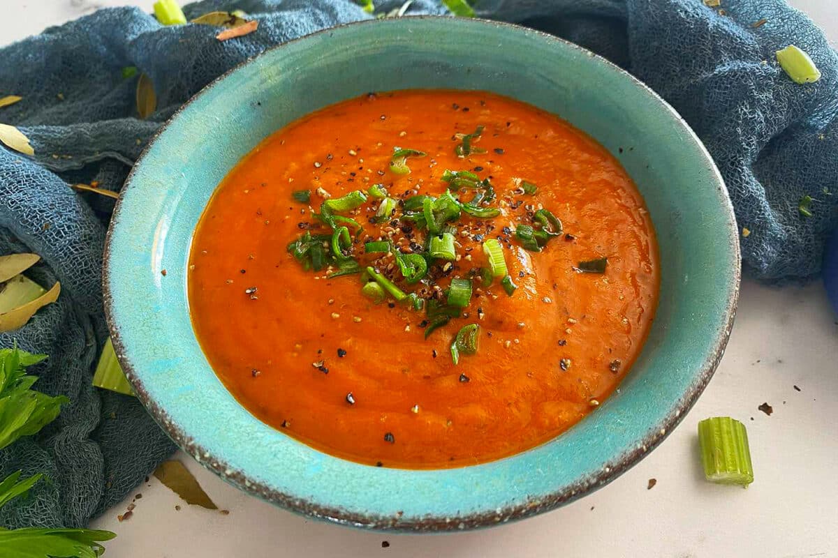 Tomato-Basil-Soup.