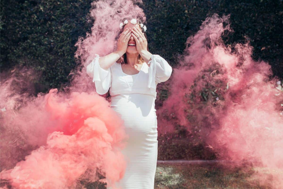 6-harrowing-gender-reveal-party-accidents-not-sure-these-folks-should