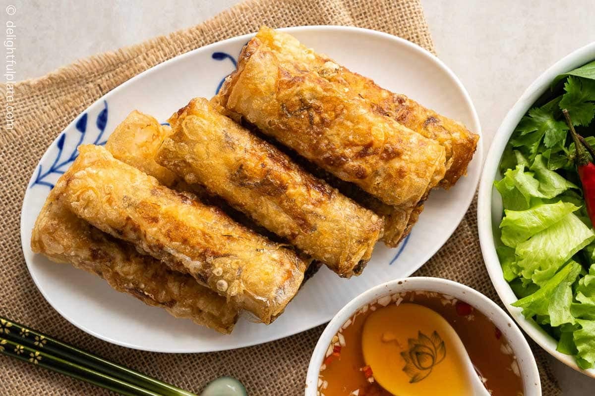 Vietnamese-Crispy-Spring-Rolls-Cha-Gio.