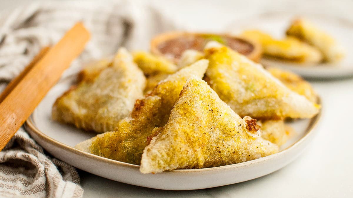 gluten_free_vegan_samosas_in_rice_paper_bella_bucchiotti_4.