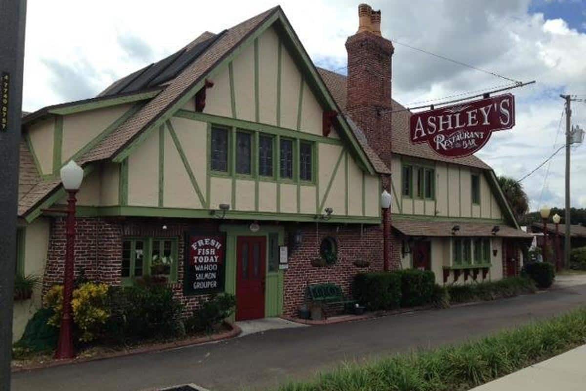 ashleys-restaurant_1515.