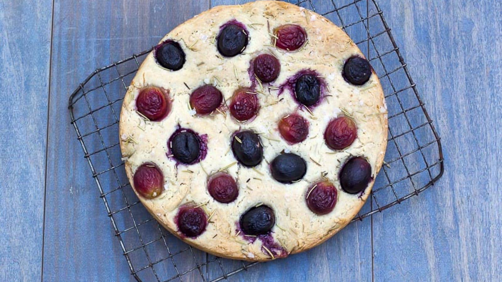 Focaccia-with-grapes-on-cooling-rack.