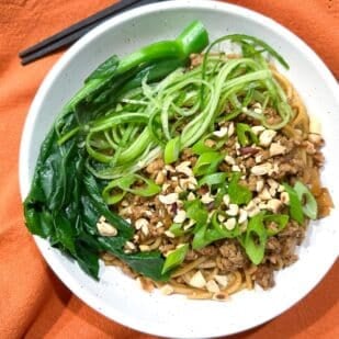 Low FODMAP Dan Dan Noodles in bowl.