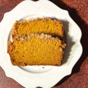 slices of Low FODMAP Browned Butter Streusel Butternut Squash Quick Bread.